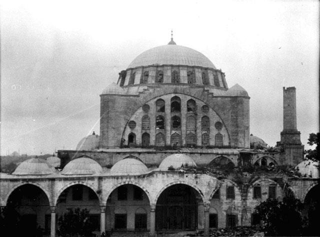 Rıza Tevfik’in Harab Mabed adlı şiiri