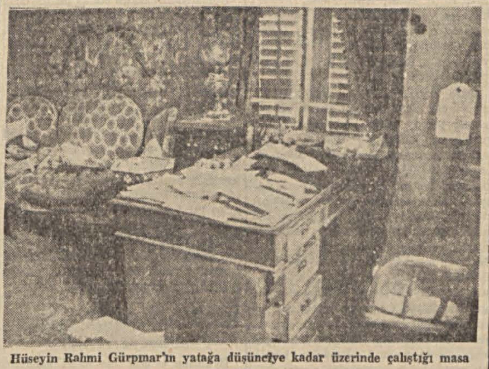 Vefat eden Hüseyin Rahmi'nin Heybeli'deki evinin ve evdeki odasının tasviri.
