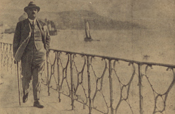 Yahya Kemal Beyatlı’nın kendi el yazısından “Erenköy’de Bahar” şiiri