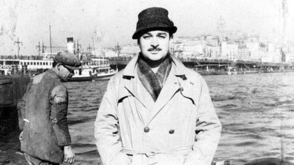 Selim İleri’nin “Tutunamayanlar’ın ışığı altında” başlıklı yazısı